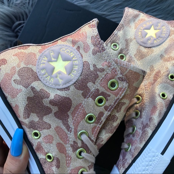 NWB ✨ CONVERSE ROSEGOLD SHIMMER CAMO CHUCKS - Picture 2 of 7